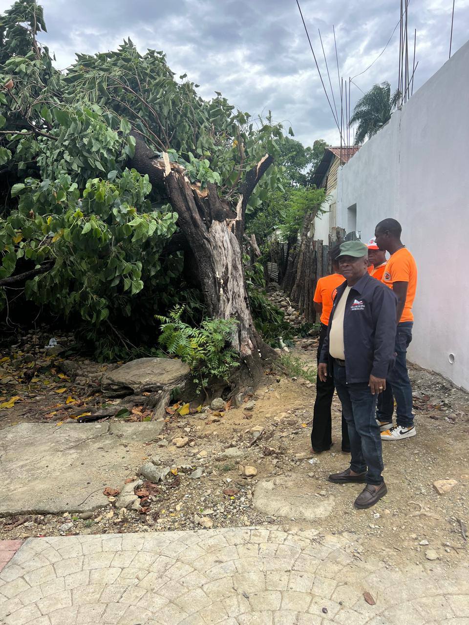 Comendador se Levanta con Solidaridad y Liderazgo